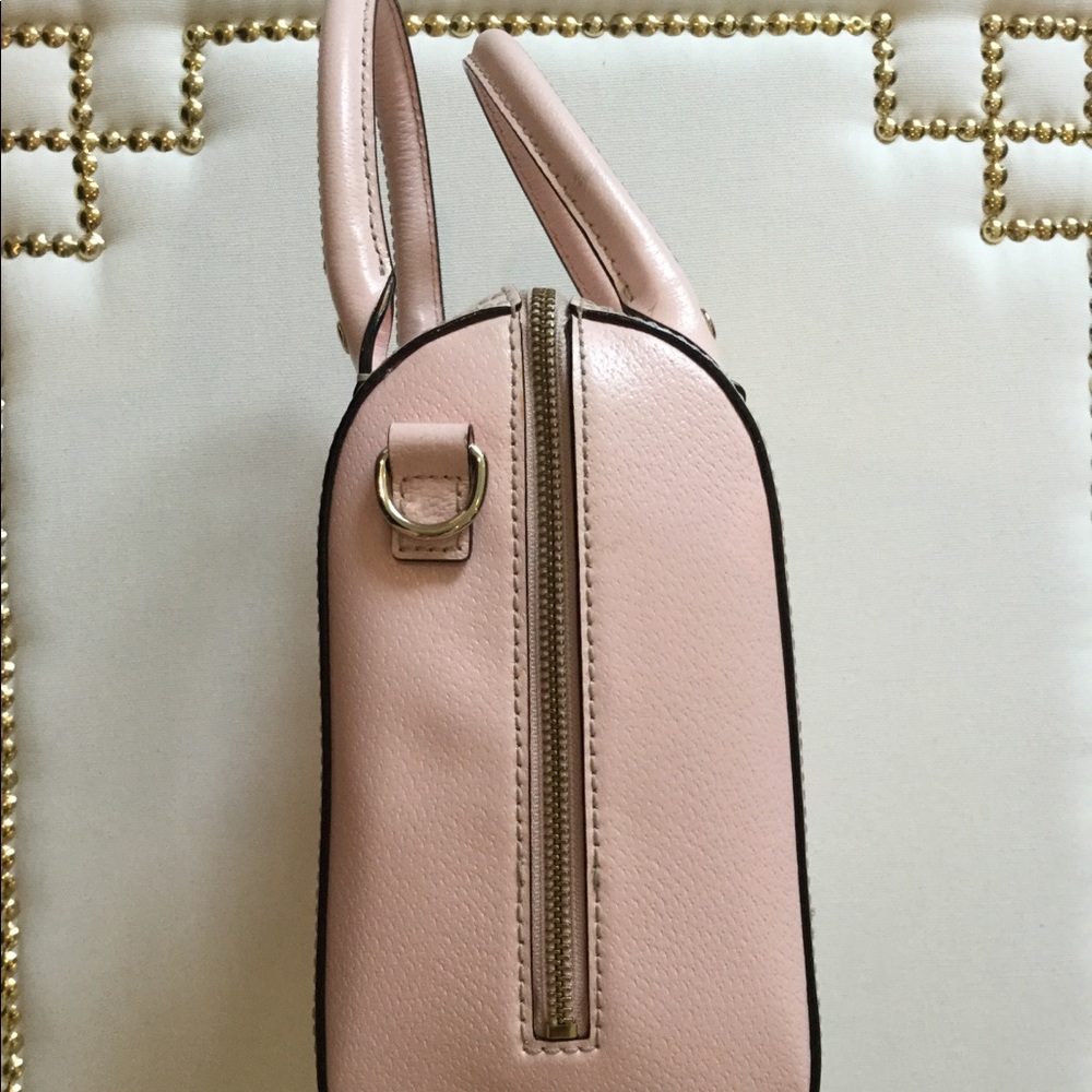 ⭐️HOST PICK⭐️🎀 Kate Spade Pastel Leather Purse🎀 - Picture 3 of 8